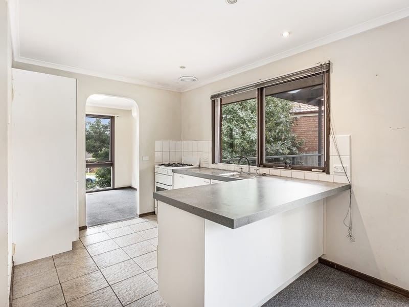 10 Keltie Rise, Endeavour Hills VIC 3802