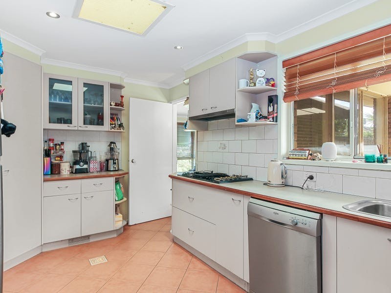 12 Simmonds Place, Endeavour Hills VIC 3802