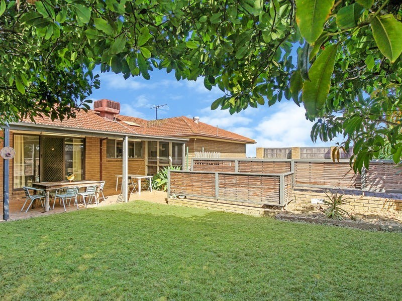 12 Simmonds Place, Endeavour Hills VIC 3802