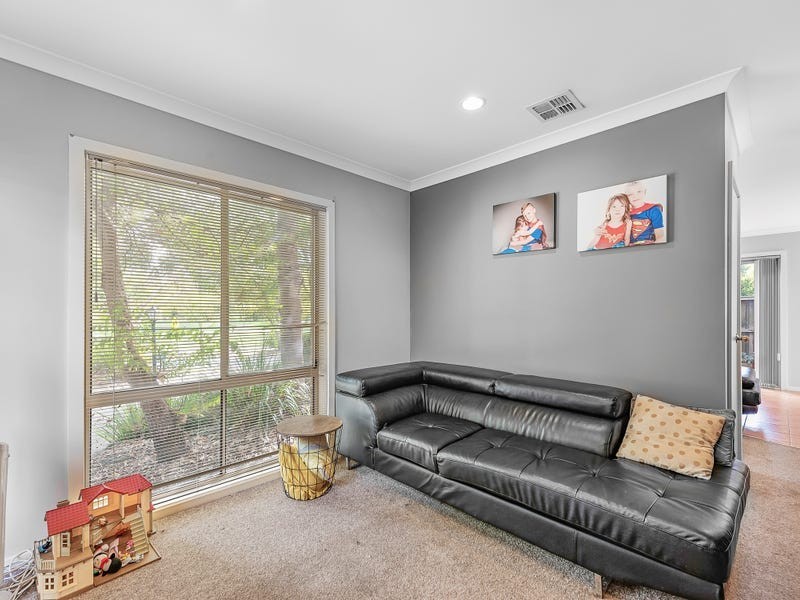 17/2-6 Jerilderie Drive, Berwick VIC 3806