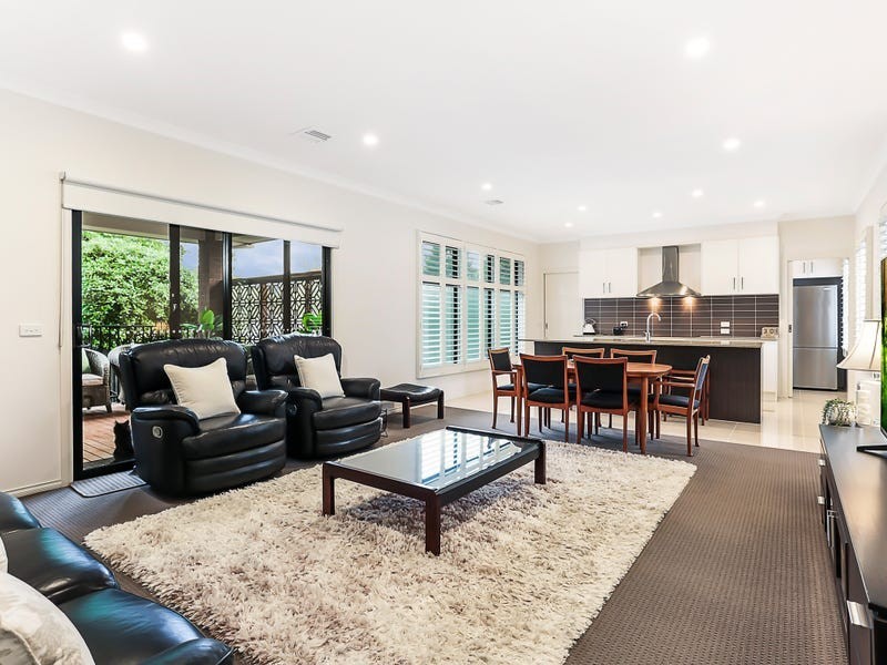 25A John Edgecumbe Way, Endeavour Hills VIC 3802