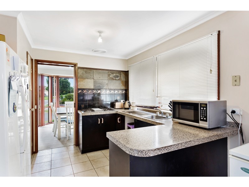 18 Truslove Court, Endeavour Hills VIC 3802