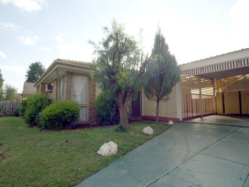 69 Shetland Street, Endeavour Hills VIC 3802