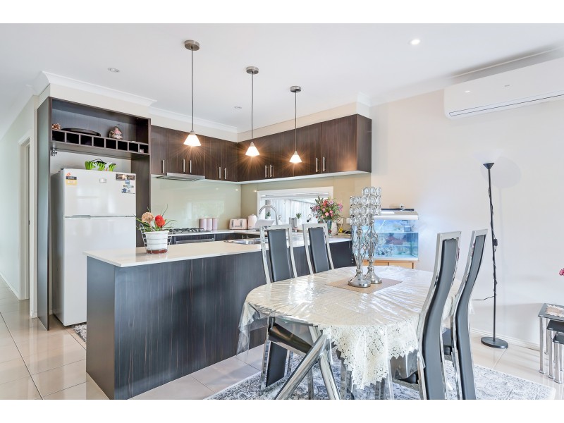 11 Frankland Street, Clyde North VIC 3978