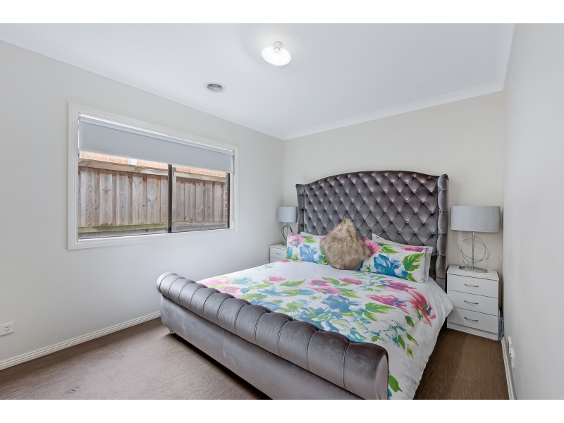 11 Frankland Street, Clyde North VIC 3978