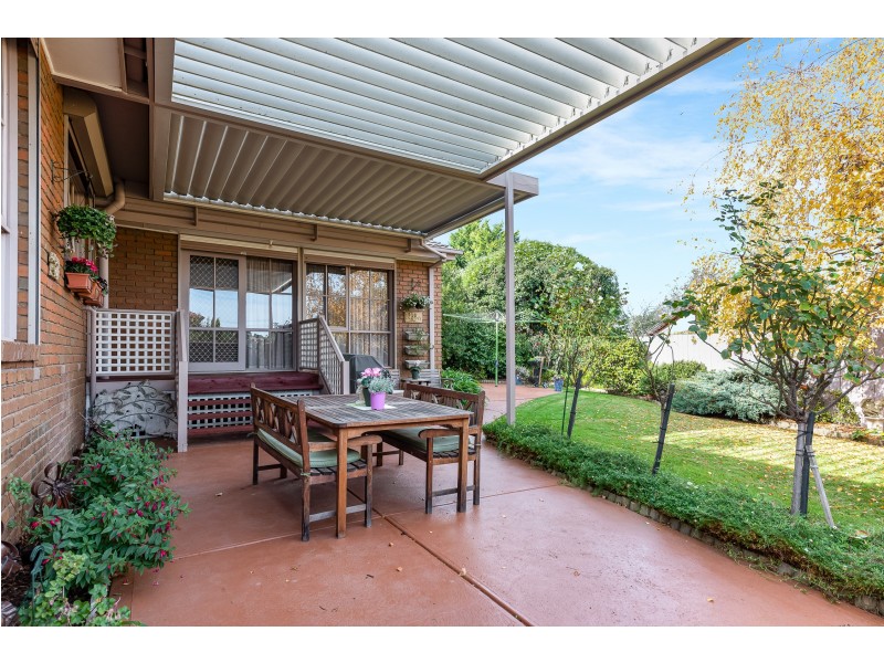 15 Armiston Court, Endeavour Hills VIC 3802