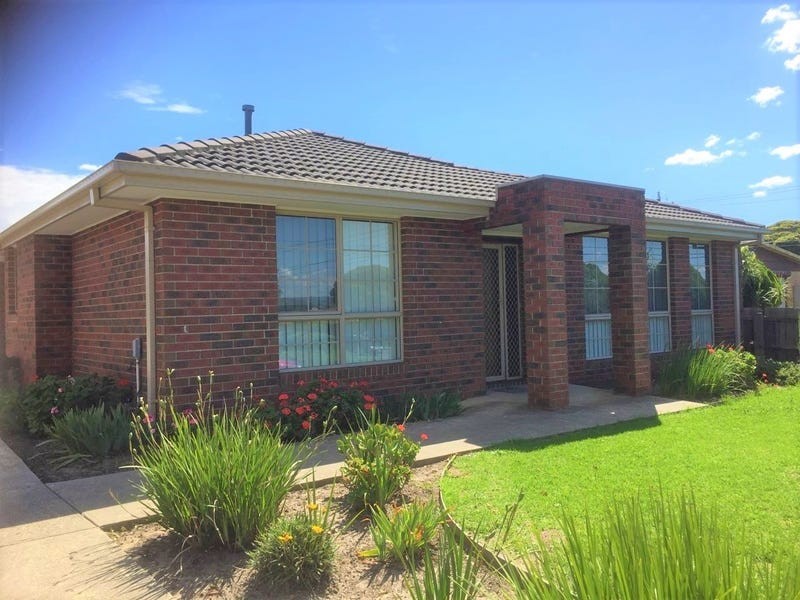 2/37 Charles Avenue, Hallam VIC 3803