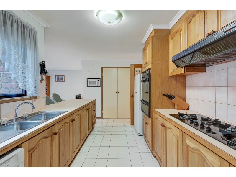 1 Legana Court, Endeavour Hills VIC 3802