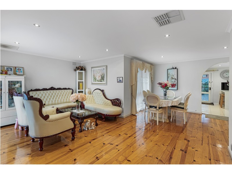 9 Waintree Court, Endeavour Hills VIC 3802