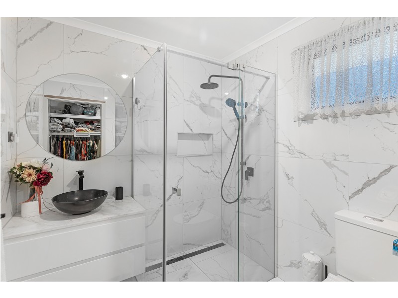 9 Waintree Court, Endeavour Hills VIC 3802