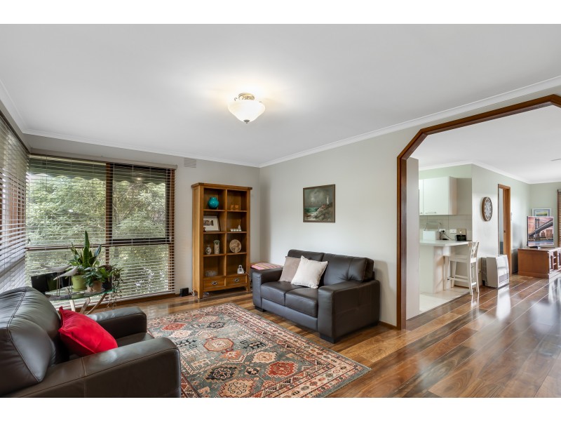 1 Eddington Place, Endeavour Hills VIC 3802