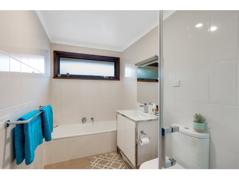 1 Eddington Place, Endeavour Hills VIC 3802