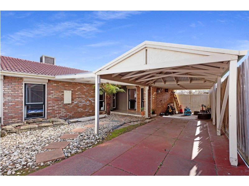 9 Gore Rise, Endeavour Hills VIC 3802