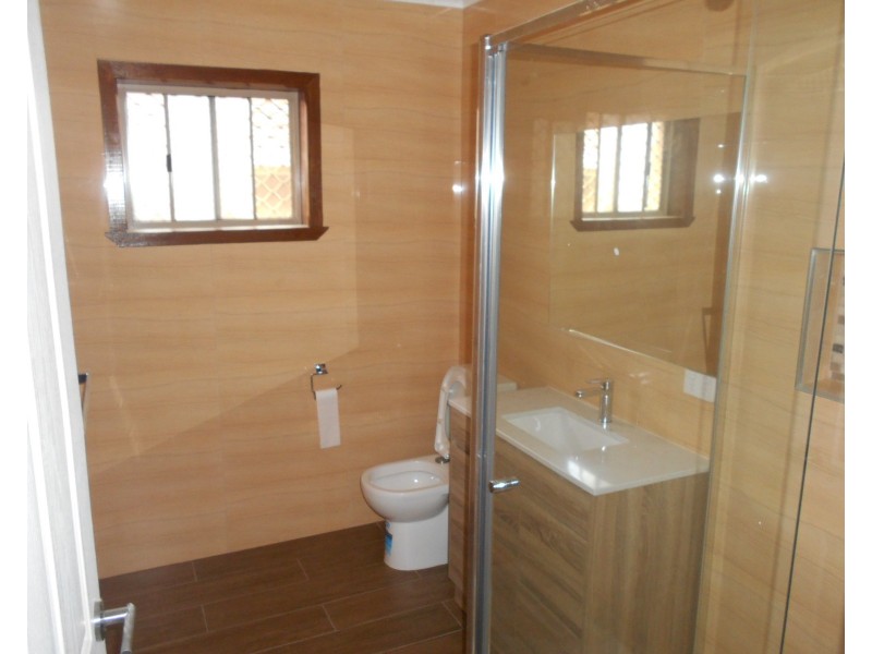 295 James Cook Drive, Endeavour Hills VIC 3802