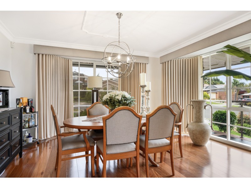 1 Durrant Place, Endeavour Hills VIC 3802