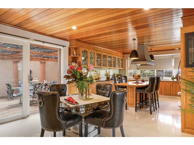 1 Durrant Place, Endeavour Hills VIC 3802