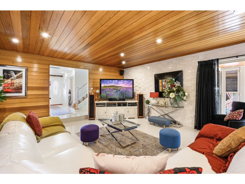 1 Durrant Place, Endeavour Hills VIC 3802