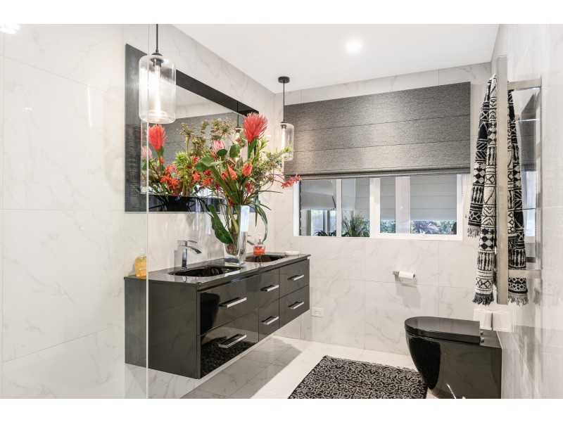 1 Durrant Place, Endeavour Hills VIC 3802