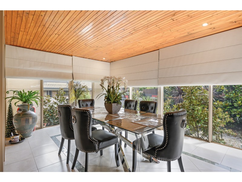 1 Durrant Place, Endeavour Hills VIC 3802