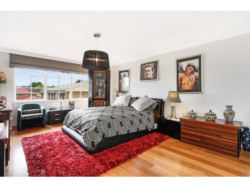 1 Durrant Place, Endeavour Hills VIC 3802