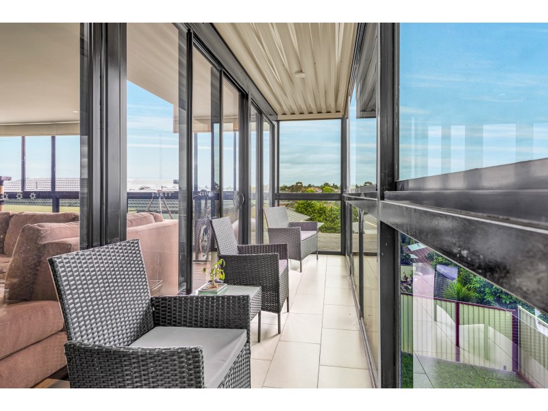 7 Oxley Way, Endeavour Hills VIC 3802