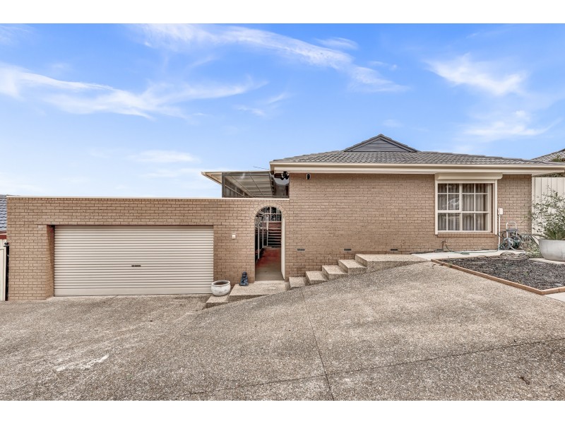 7 Oxley Way, Endeavour Hills VIC 3802
