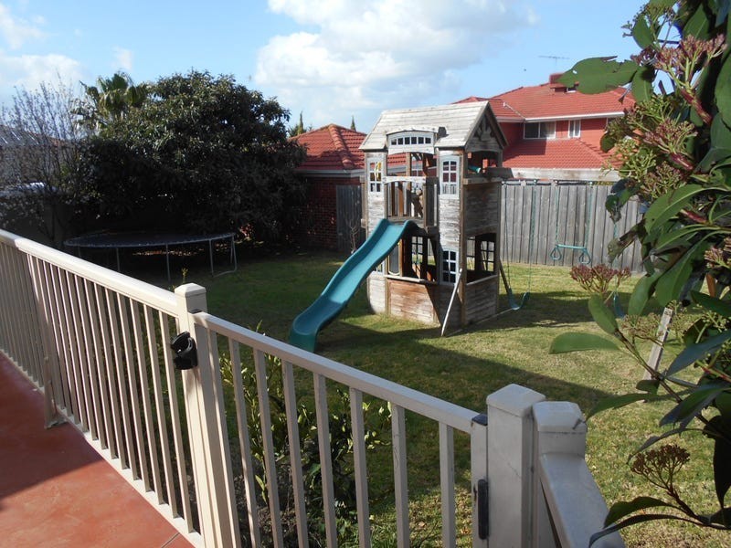 1 Reynolds Court, Endeavour Hills VIC 3802