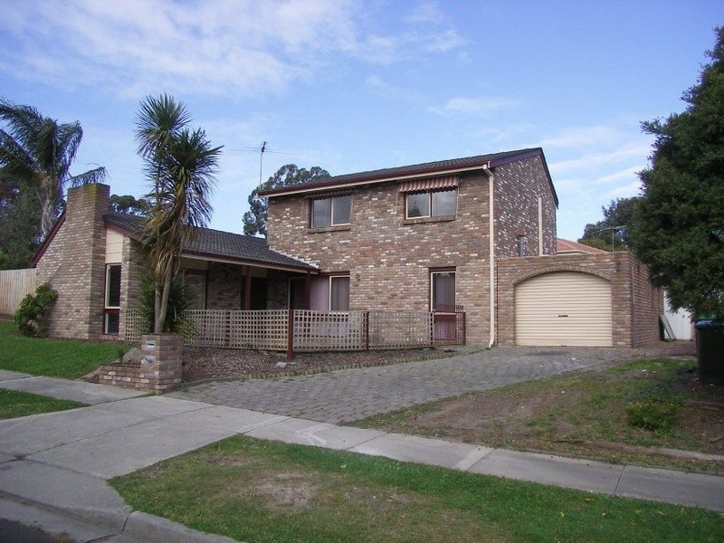 2 Mildura Crescent, Endeavour Hills VIC 3802
