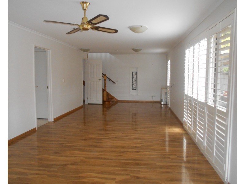 2 Mildura Crescent, Endeavour Hills VIC 3802