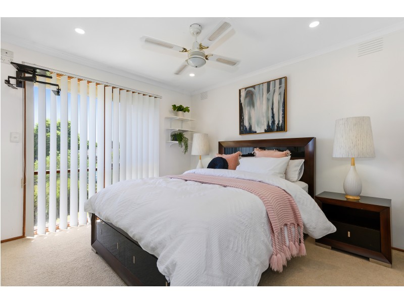 4 Dawson Court, Endeavour Hills VIC 3802