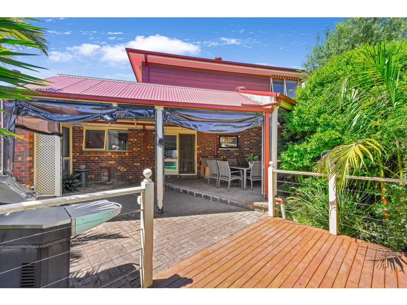 4 Dawson Court, Endeavour Hills VIC 3802