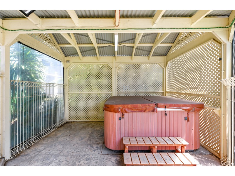 4 Dawson Court, Endeavour Hills VIC 3802