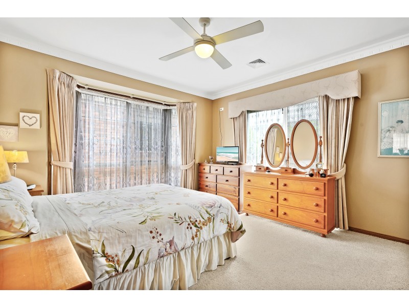 19 Georgette Crescent, Endeavour Hills VIC 3802