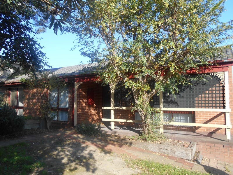 21 Robert Molyneux Avenue, Endeavour Hills VIC 3802