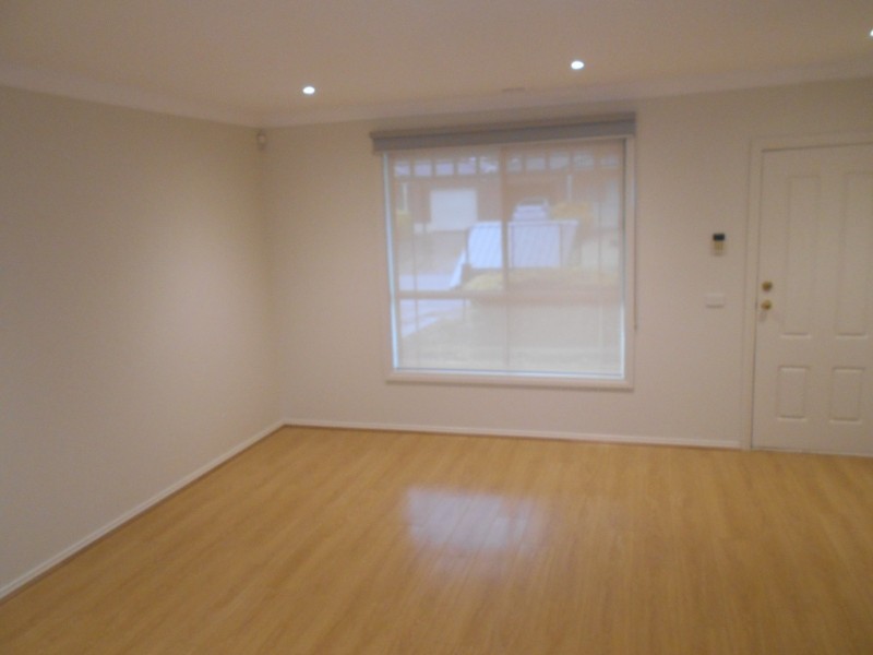 28 Strabane Way, Hampton Park VIC 3976
