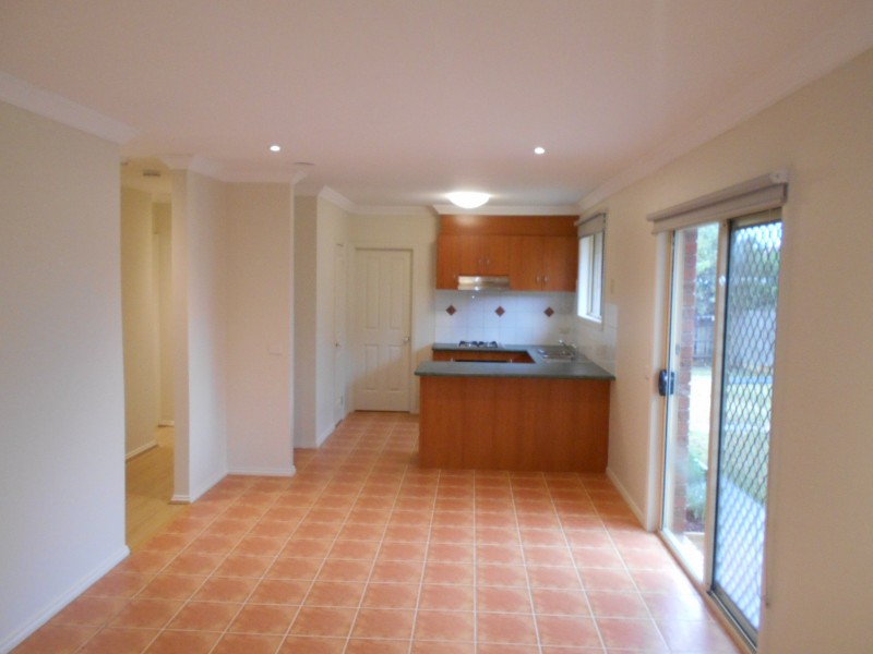 28 Strabane Way, Hampton Park VIC 3976