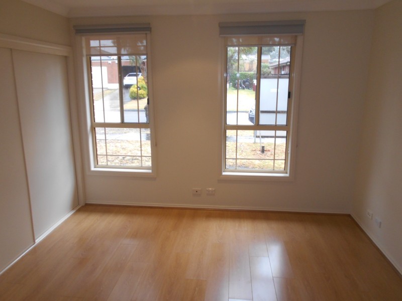 28 Strabane Way, Hampton Park VIC 3976