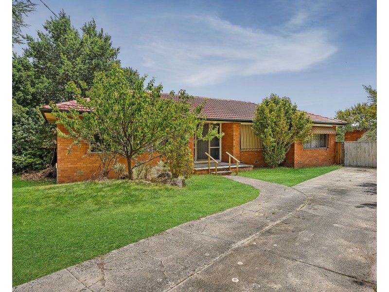 10 Correa Place, Endeavour Hills VIC 3802