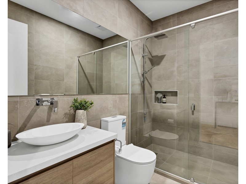 38 Crossdale Rise, Endeavour Hills VIC 3802