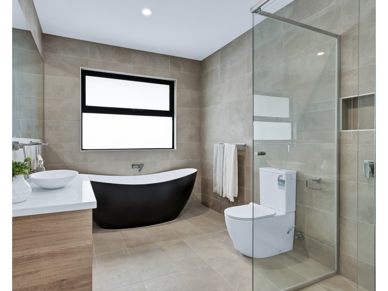 38 Crossdale Rise, Endeavour Hills VIC 3802