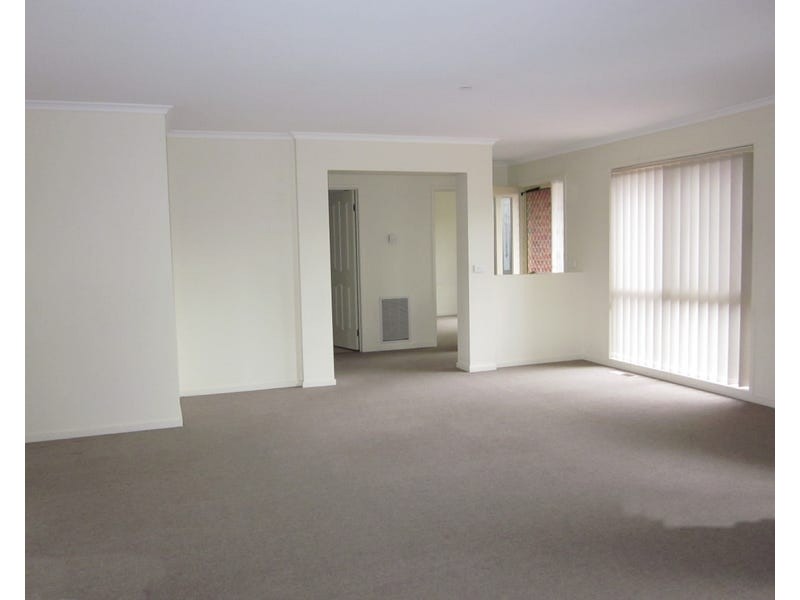 2/5 Dorgan Court, Endeavour Hills VIC 3802