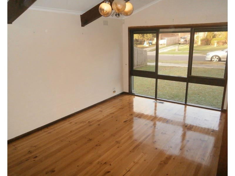 19 Chester Court, Endeavour Hills VIC 3802