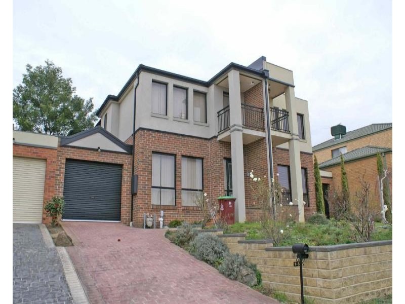 1/5 Carnation Court, Endeavour Hills VIC 3802
