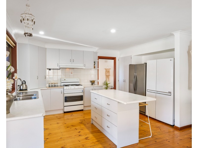 10 Tufnel Court, Endeavour Hills VIC 3802