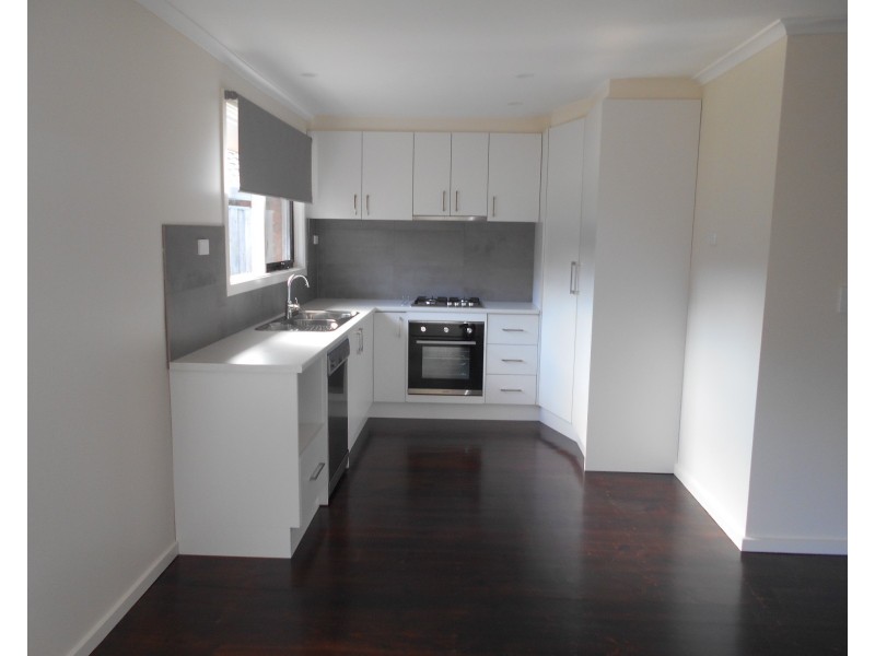 39 Thomas Mitchell Drive, Endeavour Hills VIC 3802