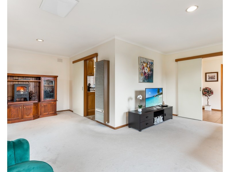 14 Chiswick Court, Endeavour Hills VIC 3802