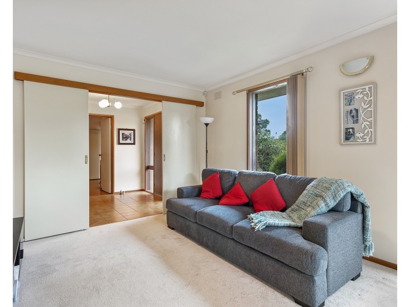 14 Chiswick Court, Endeavour Hills VIC 3802
