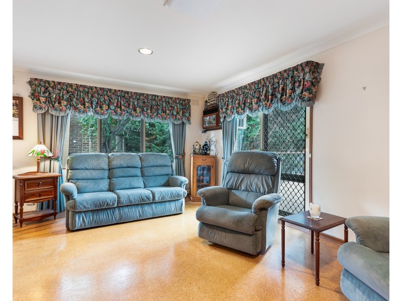 14 Chiswick Court, Endeavour Hills VIC 3802