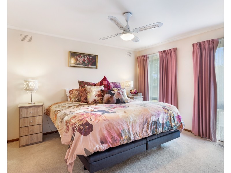 14 Chiswick Court, Endeavour Hills VIC 3802