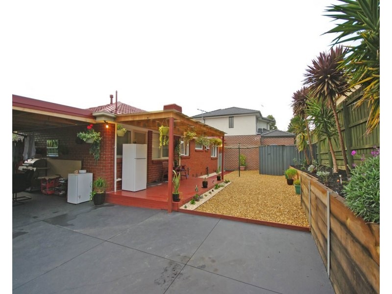 1 Ponto Court, Endeavour Hills VIC 3802